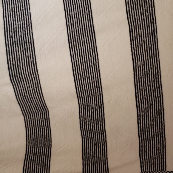 Top - Picture 5 of 7